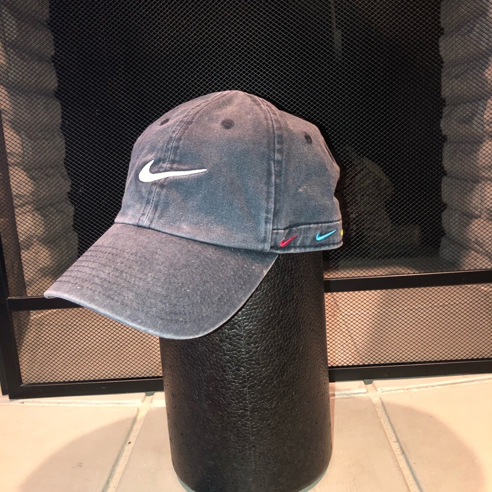 Nike Kyrie “Friends” dad hat